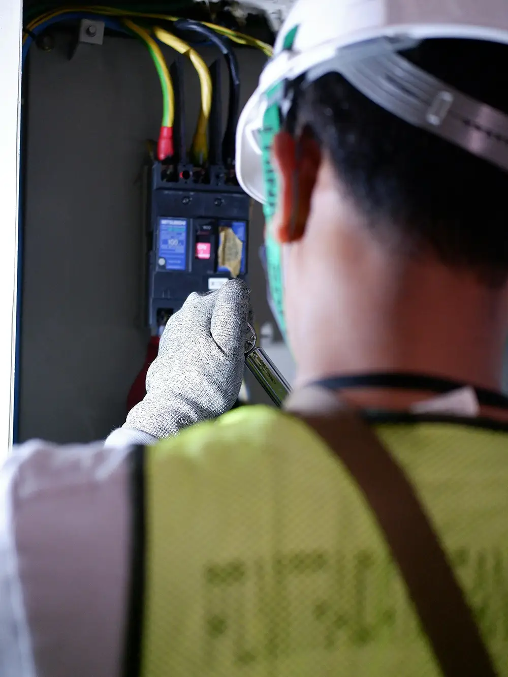 circuit breaker circuit breaker